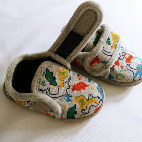 Dinosaur Slippers size 5-6 - Picture 6 of 11